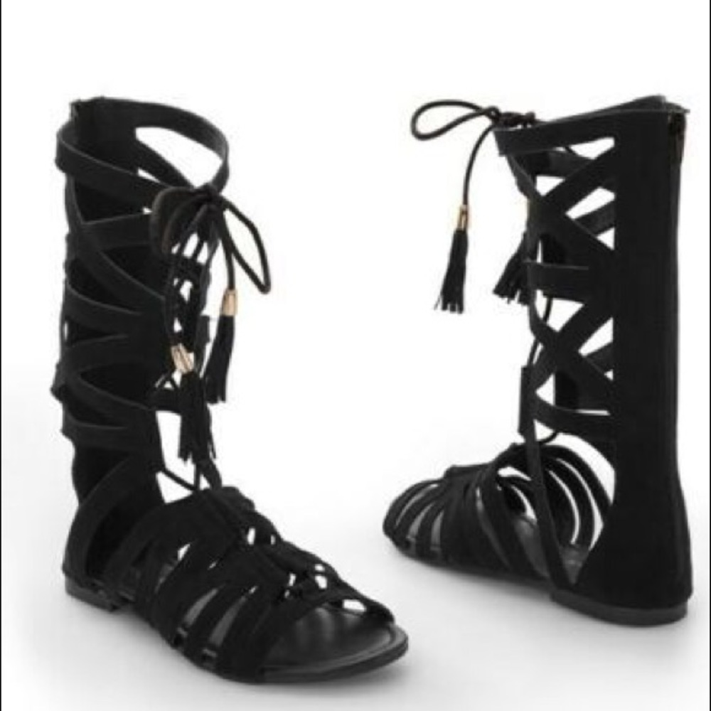 Venus Women's Black Gladiator Sandals Size 7